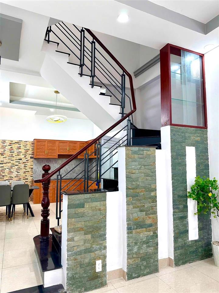 Nhà 2 lầu 3pn 3wc có nội thất | ao đôi, btđ a, bình tân,  0779 561 ***.