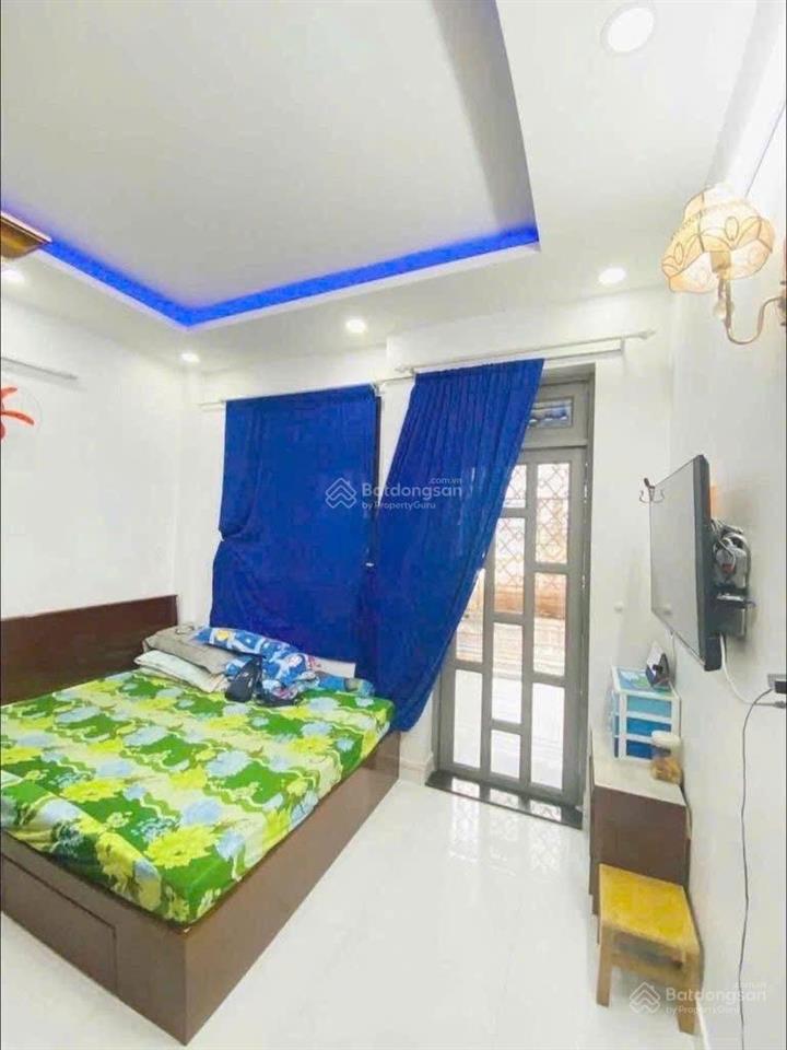 Nhà 2 lầu 4 phòng ngủ, tân kỳ tân quý, bhh, bình tân,  0779 561 ***