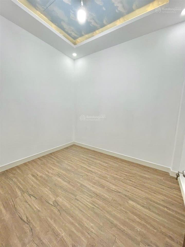 Nhà 5,4x14m, 1 trệt 1 lầu 3 phòng ngủ  đường kênh nước đen, bình tân,  0779 561 ***