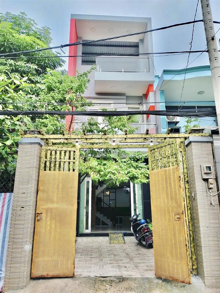 Nguyên căn  4x20 2 lầu 3pn sân thượng  đường chiến lược, bình tân  chính chủ cho thuê