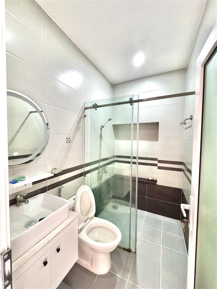 Nhà 4x18 5 tầng 4pn 5wc full nội thất, đường lê văn quới, quận bình tân, tp. hcm