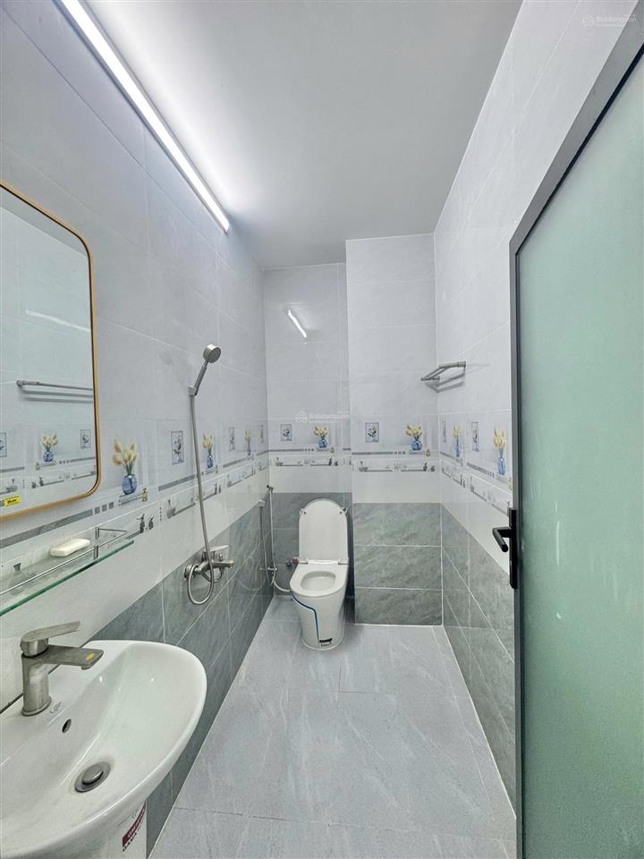 Nhà mặt tiền 4x25, 3 lầu, 5pn, đường mã lò, quận bình tân   0779 561 ***.