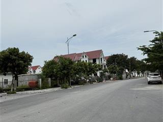 Bán liền kề shophouse 2 mặt tiền căn độc nhất khu đô thị lideco hoài đức