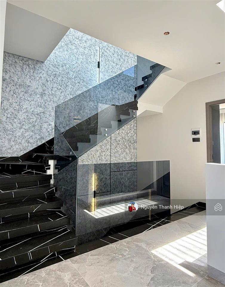 Nhà mới gói 3 thái xuân mỹ gia, đường to số 47, hướng mát, full nội thất, giá 9,35 tỷ(bao tất cả)