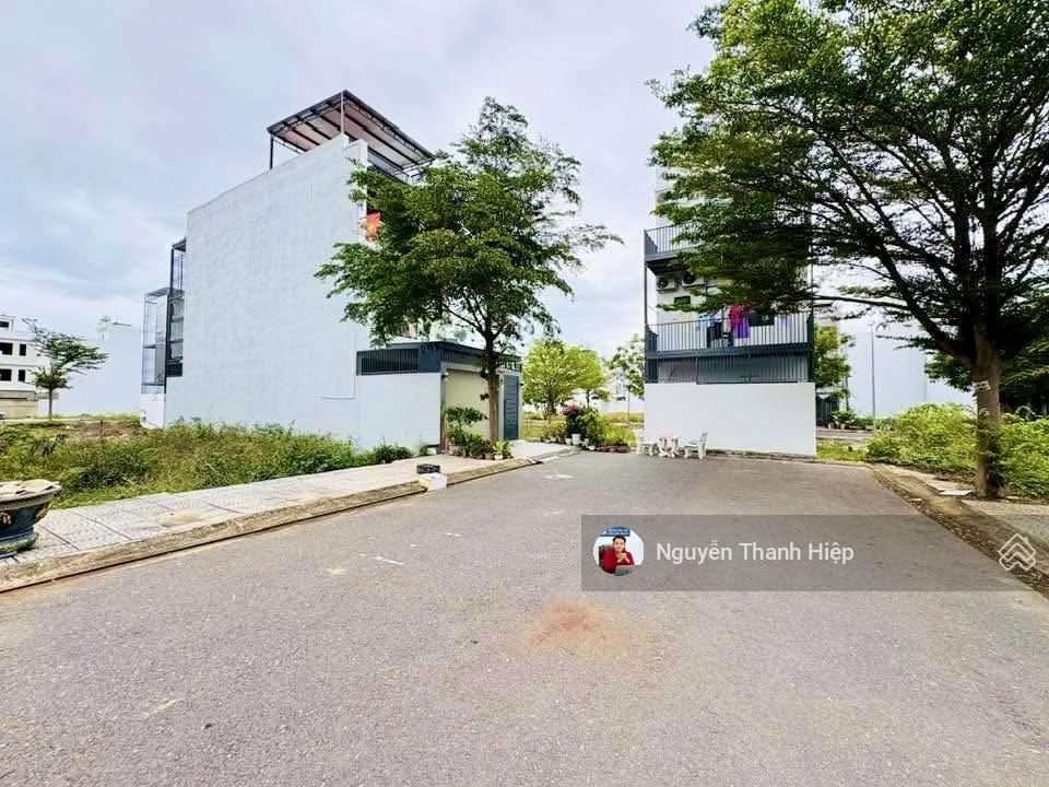 Gói 5 mỹ gia, lô sạch, hướng mát, đường to, giá chỉ 4.8 tỷ(bao tất cả), phù hợp cho tất cả nhu cầu.