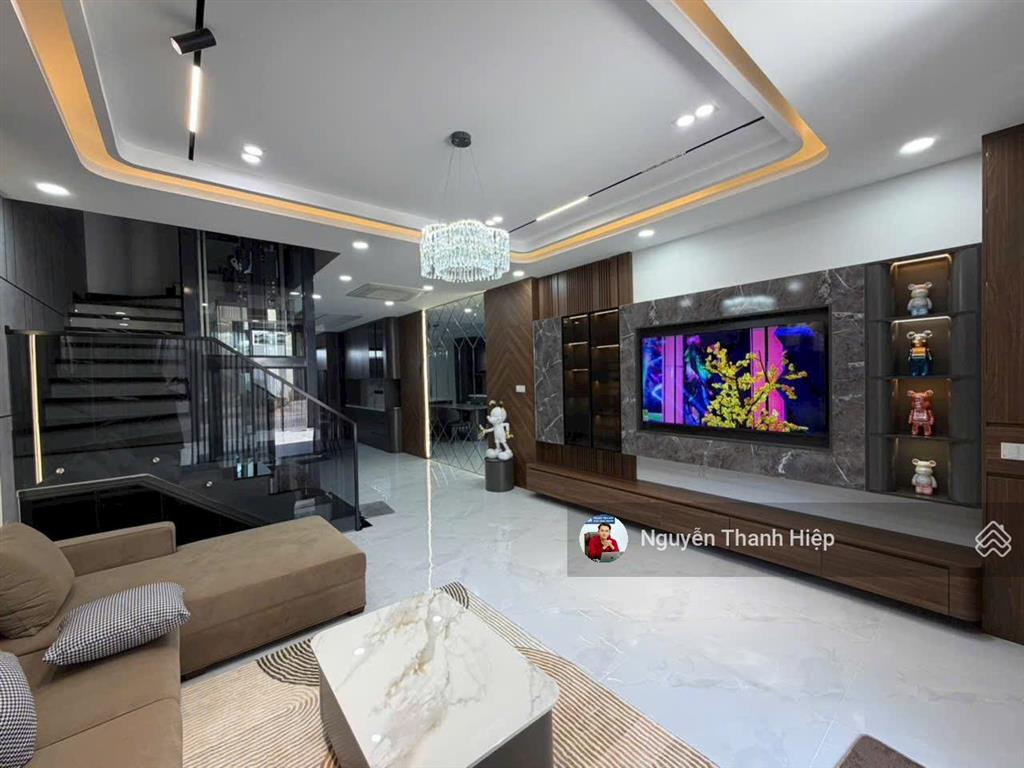 9 tỷ sở hữu nhà mới kđt mỹ gia  thang máy hiện đại, full nội thất, sẵn dòng tiền 35 triệu/tháng.