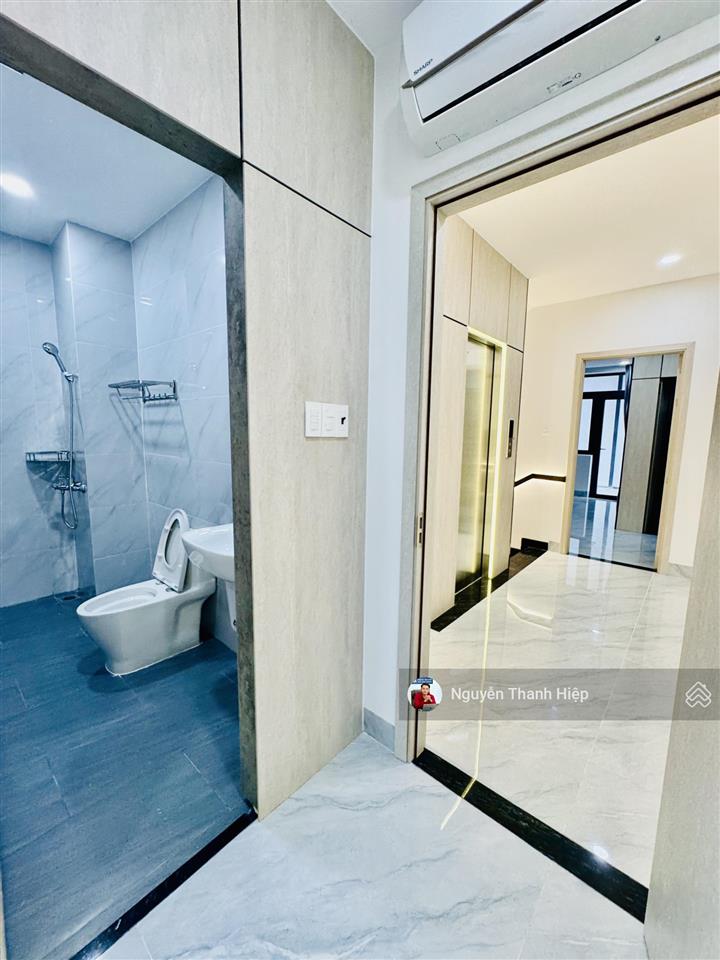 Nhà mới xây tâm huyết gói 5 mỹ gia, full nội thất cao cấp, thang máy nhập khẩu, giá chỉ 10 tỷ
