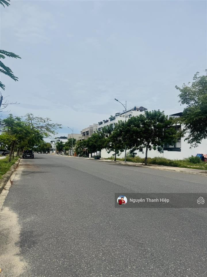 View sông mỹ gia, đường to, hướng đông mát mẻ, lô sạch đẹp, giá chỉ 6 tỷ 700 (bao tất cả)