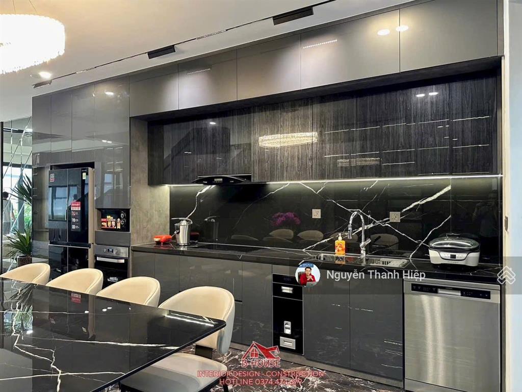 Chỉ 8.5 tỷ sở hữu căn nhà luxury gói 8 mỹ gia, đường to, full nội thất, đang cho thuê 40triệu/tháng
