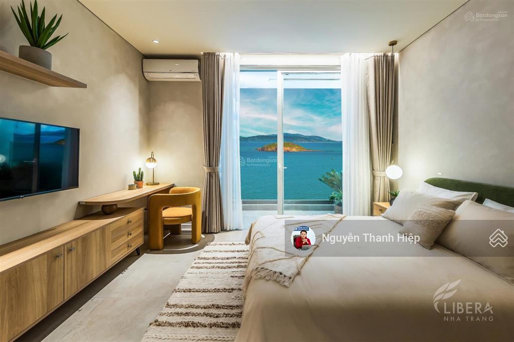 Chính chủ sang nhượng căn studio view biển tòa sanhome, tầng trung, full nội thất, giá chỉ 1 tỷ 9