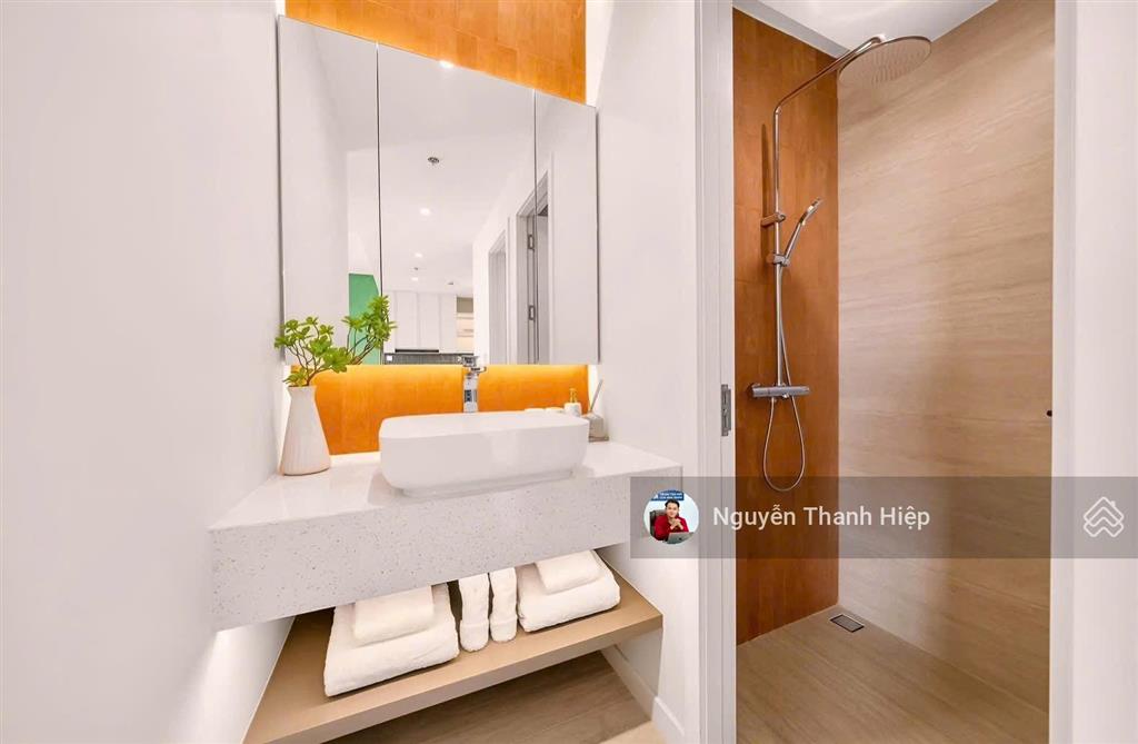 Sang nhượng căn góc 2 phòng ngủ onsen 1, tầng cao, hướng mát, view thoáng, giá 4.3 tỷ (bao tất cả)