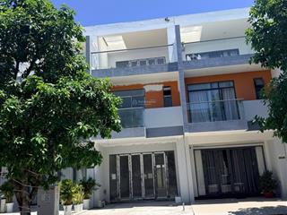 Nhà thô gói 8 mỹ gia, trục đường được kinh doanh, hướng mát, đường to, giá chỉ 7.2 tỷ(bao thuế phí)