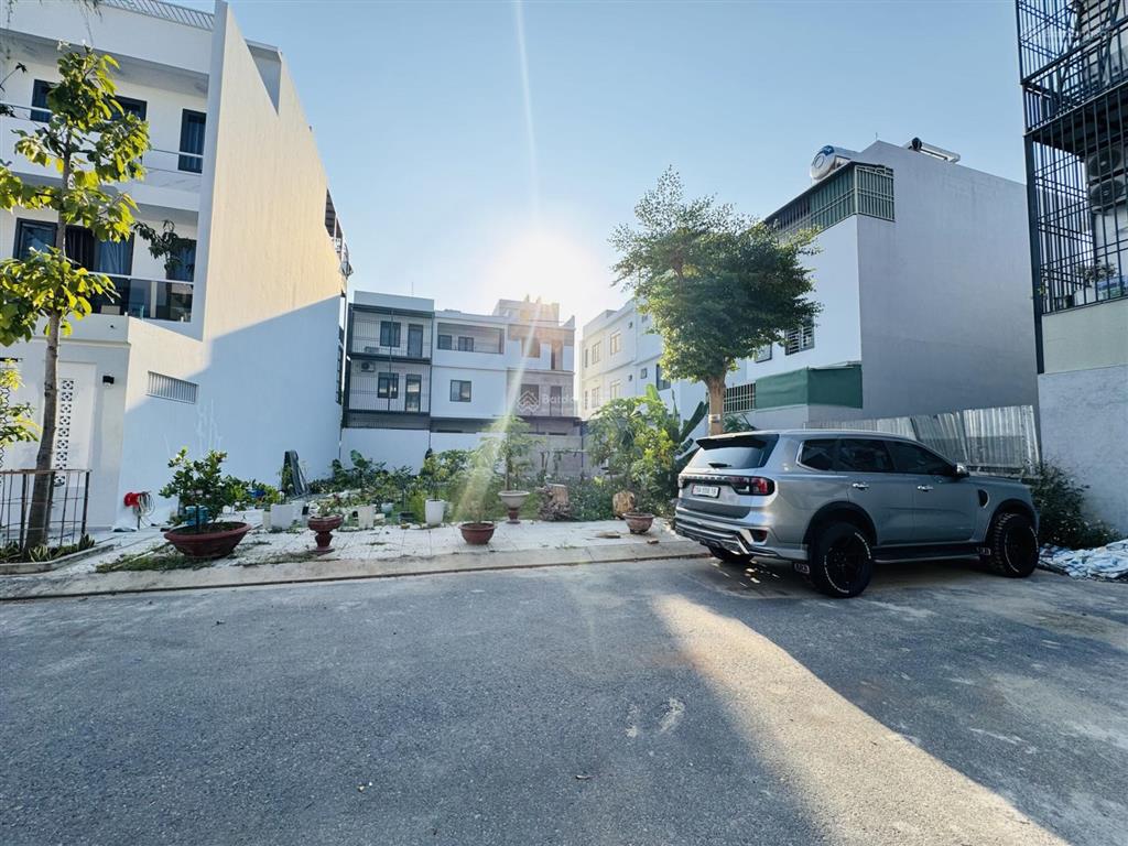Chỉ 4.4 tỷ sở hữu lô đất đẹp kđt mỹ gia, đường to, hướng mát, lô sạch đẹp, phù hợp mua đầu tư.