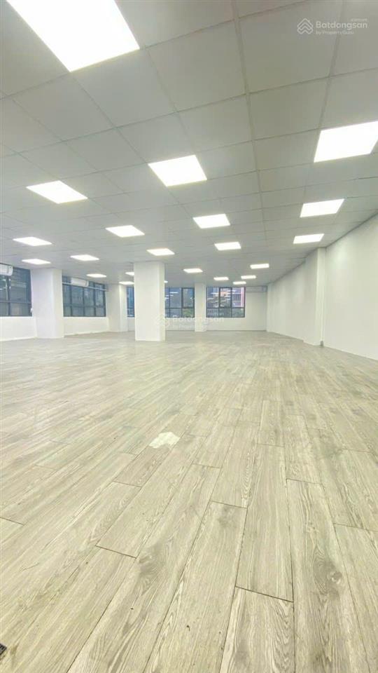Rẻ nhất khu vực sàn vp 200m2 sử dụng thông sàn lô góc 2 mặt thoáng đường nguyễn hoàng chỉ 26 triệu