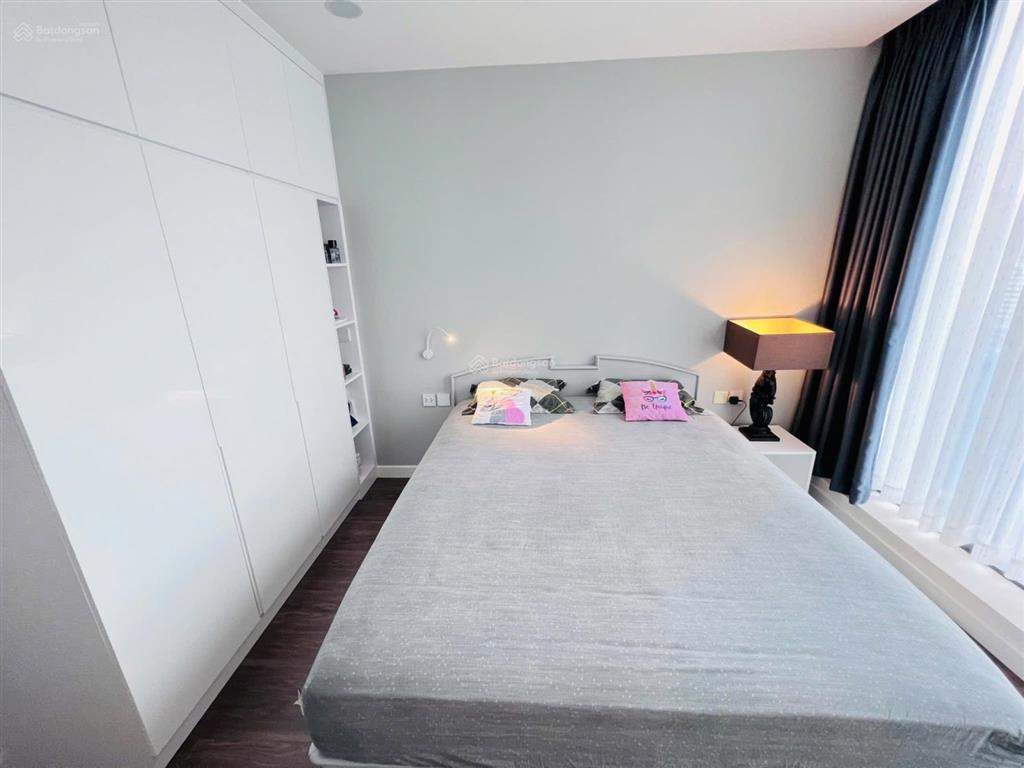 Cho thuê căn hộ cao cấp 70m2 full nt giá siêu hời view thoáng mát mẻ