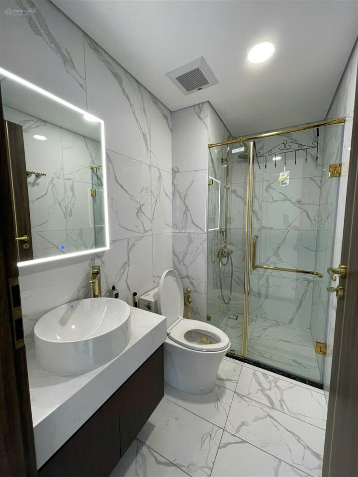 Cần cho thuê (for rent ) sunshine sky city 2pn 2wc full nội thất