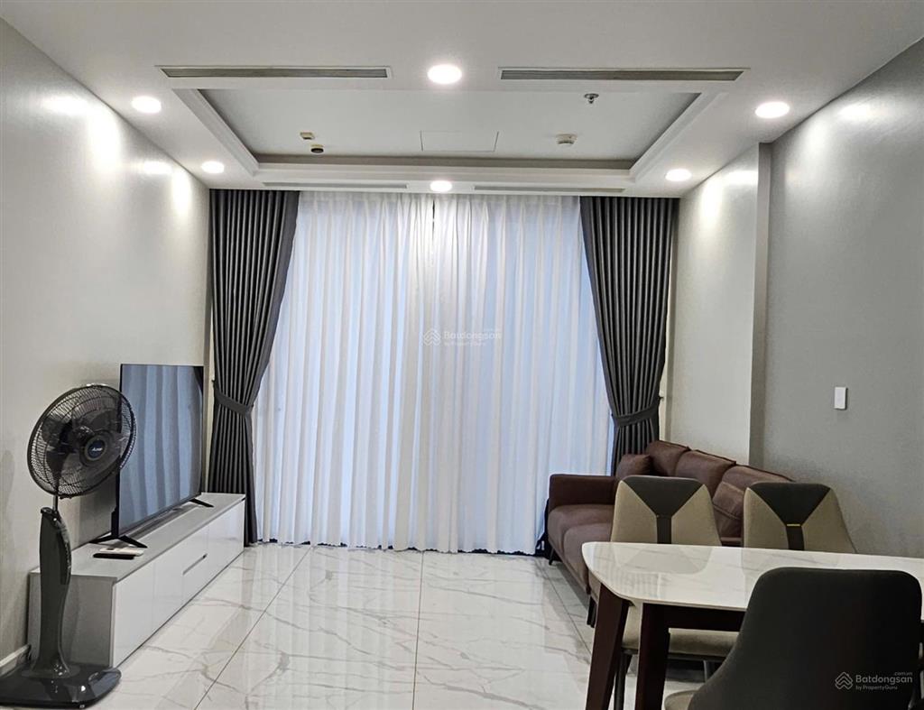 Cần cho thuê (for rent ) sunshine sky city 2pn 2wc full nội thất