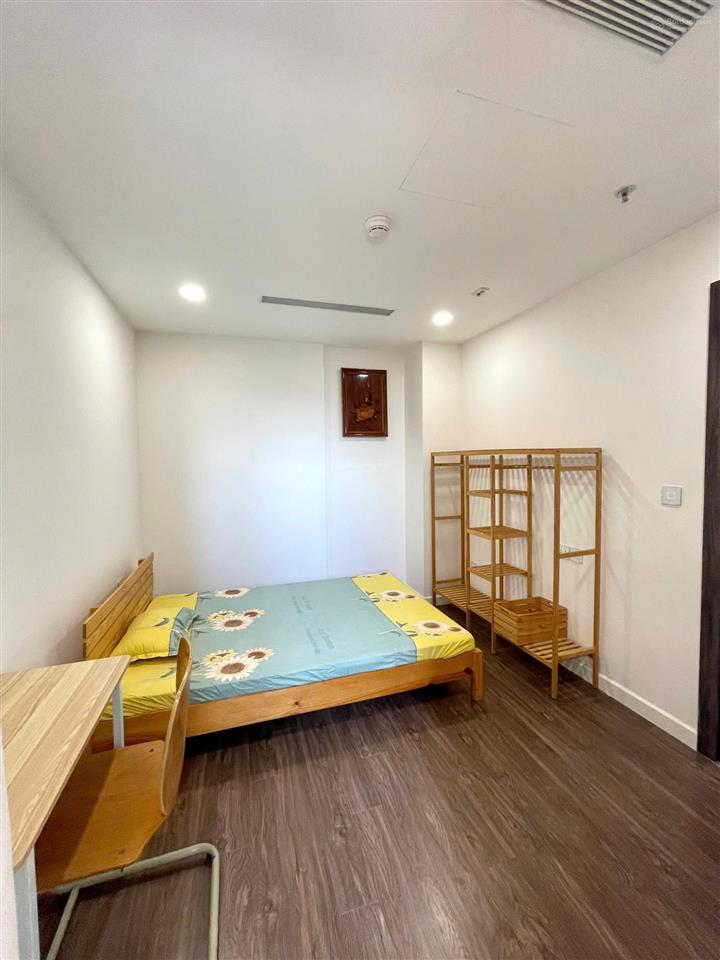Cho thuê sunshine sky city full nt 70m2 tầng cao ở ngay, view thoáng hướng đón gió