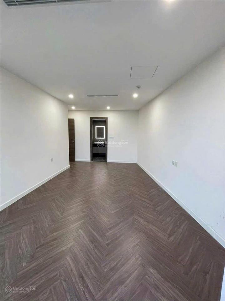 Cho thuê căn siêu phẩm 130m² noble crystal riverside (sunshine diamond river)