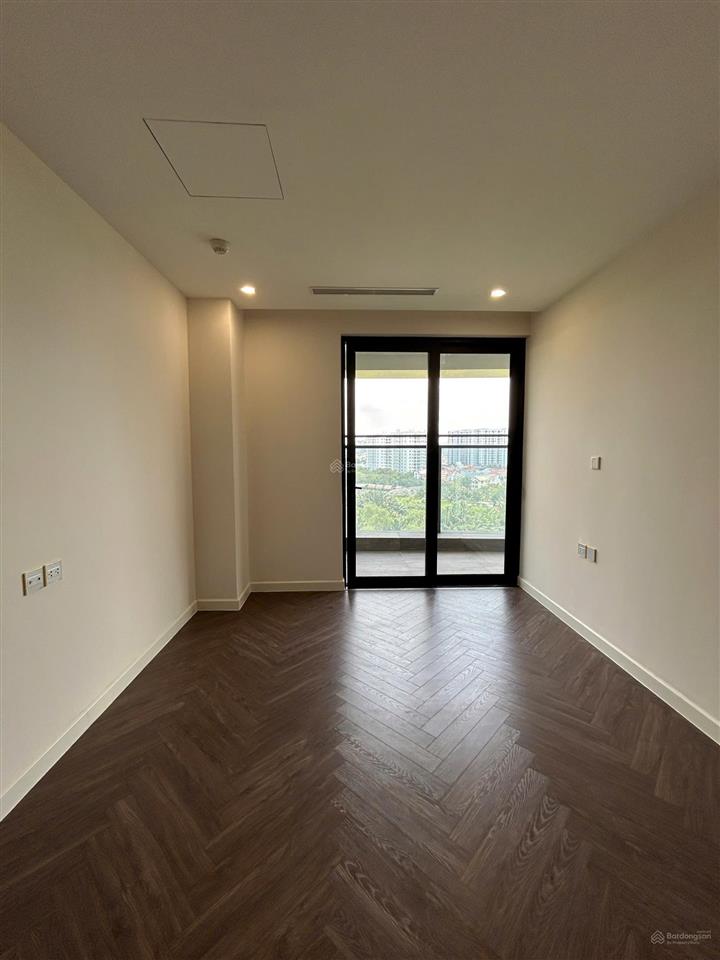 Cho thuê sunshine diamond river full kính 130m2, 2 phòng ngủ full kính