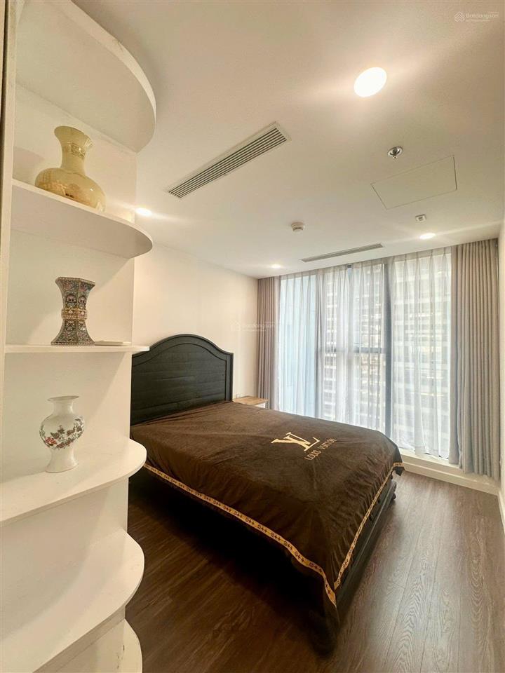 Cho thuê sunshine sky city 75m2 full nt như hình 18 triệu view phú mỹ hưng, tầng cao