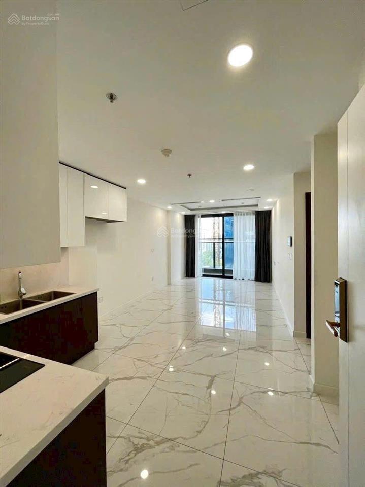 Cần cho thuê căn góc sunshine sky city quận 7 2pn 2wc 75m² ntcb giá 13 triệu, view đẹp ở được liền