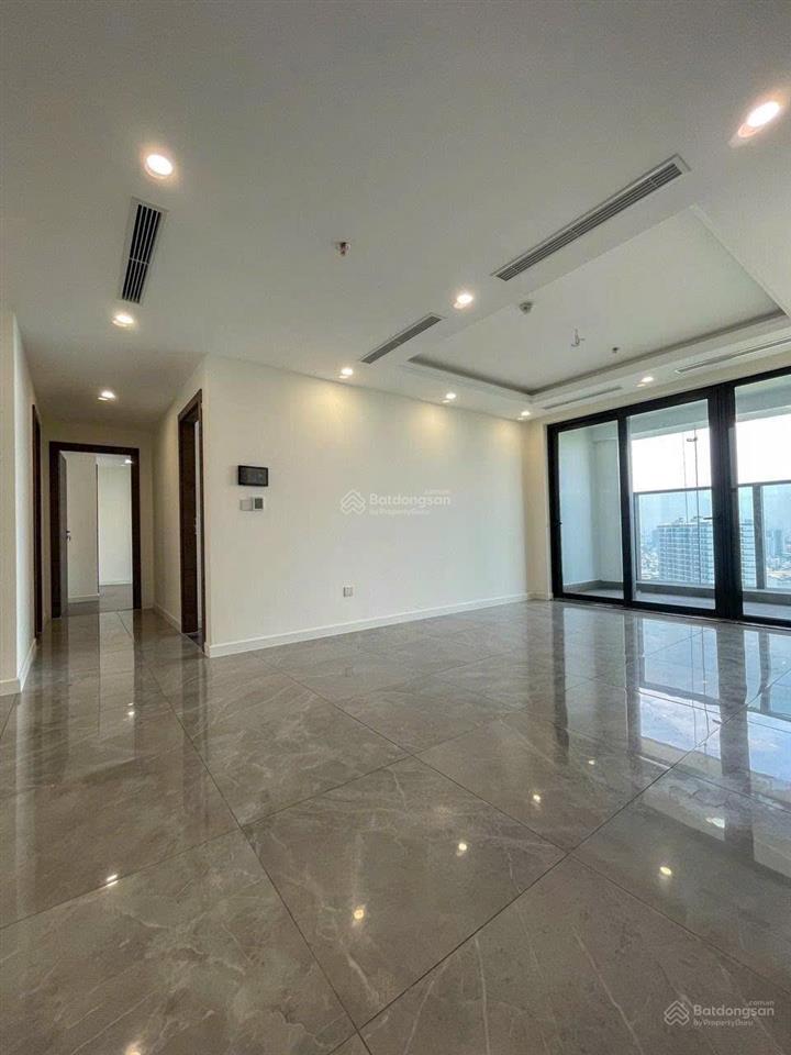Cho thuê căn hộ 135m 2pn+1 view thảnh phố 15 triệu miễn phí quản lý