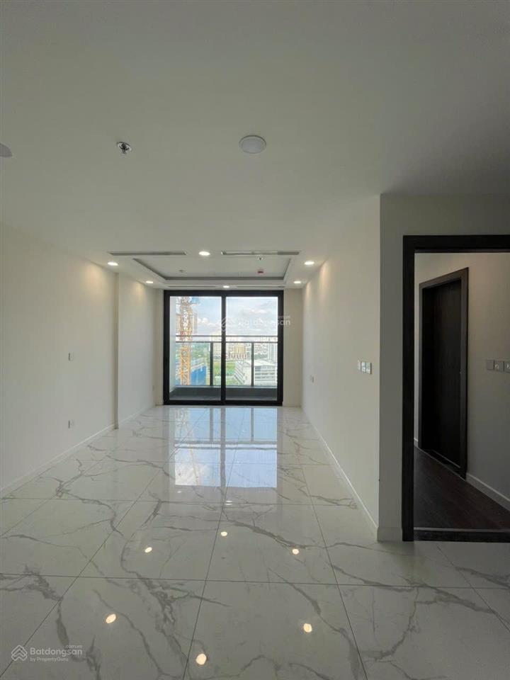 Cần cho thuê căn sunshine sky city quận 7 2pn 2wc ntcb giá 13 triệu, view đẹp ở được liền