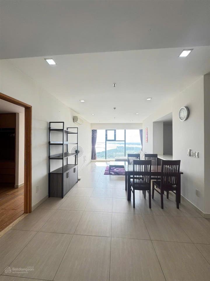 Cho thuê căn hộ 3pn 2wc full nội thất 165m2, siêu rộng view đẹp tầng cao sunshine diamond river