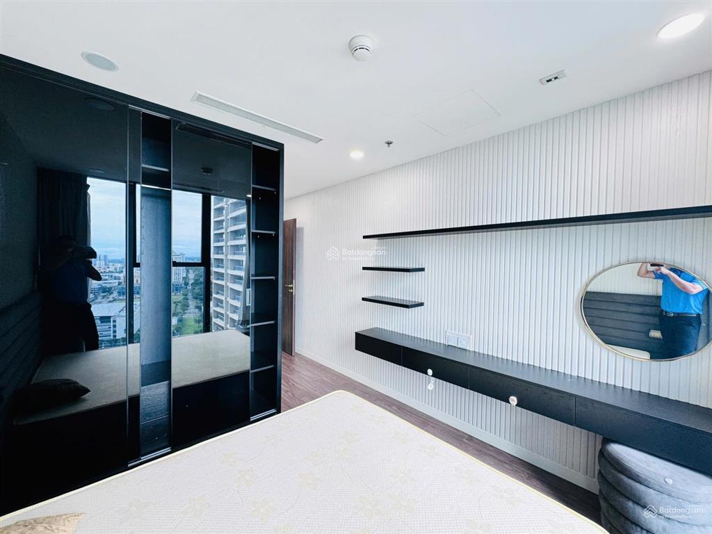 Cho thuê căn hộ 2pn sunshine sky city 70m2 full nt, tầng cao view phú mỹ hưng
