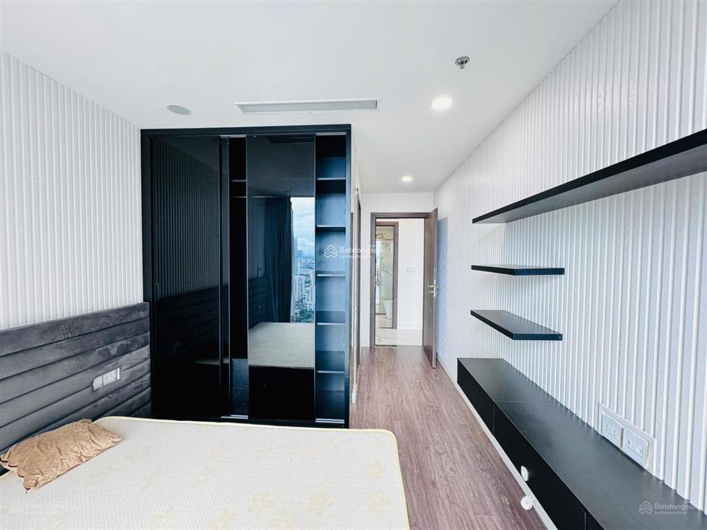 Cho thuê căn hộ 2pn sunshine sky city 70m2 full nt, tầng cao view phú mỹ hưng