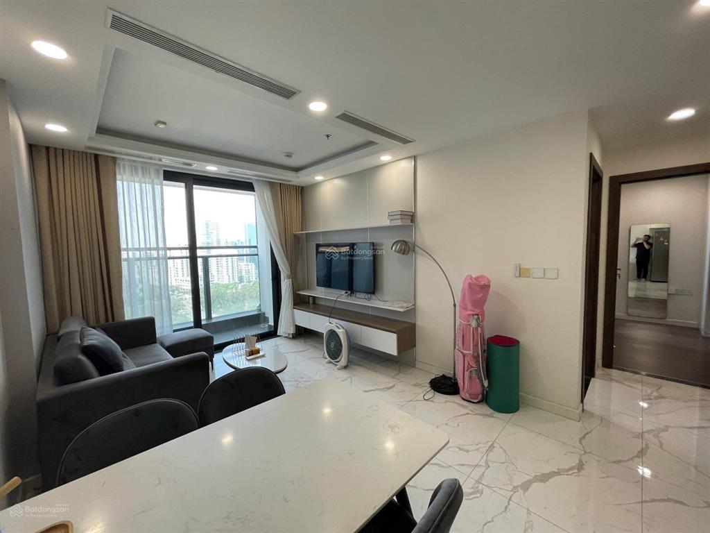 Cho thuê gấp căn hộ 75m2 full nt sunshine sky city