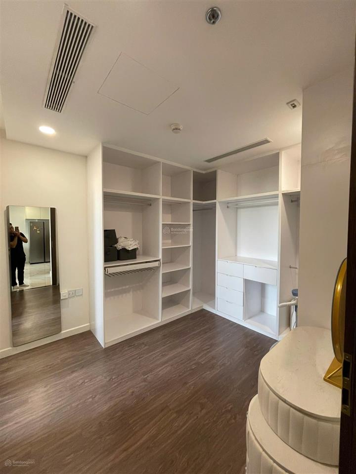 Cho thuê gấp căn hộ 75m2 full nt sunshine sky city
