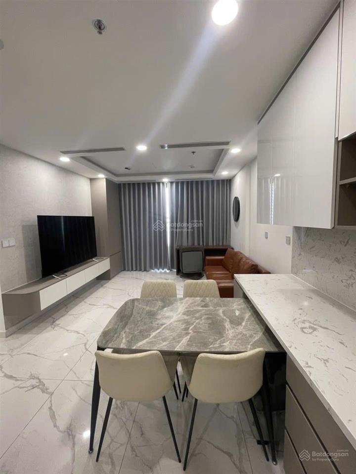 Cho thuê căn 85m2 2pn full nt sunshine sky city như hình rộng rãi thoáng mát căn góc