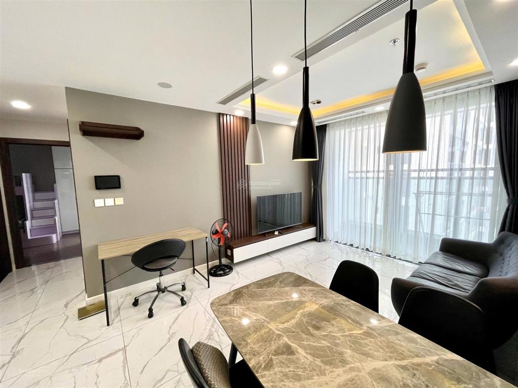 Cho thuê 2pn nội thất mới 99% sunshine sky city 75m2 như hình 17 triệu rộng rãi thoáng mát