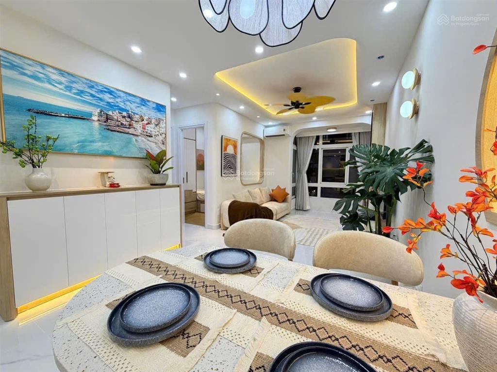 Cho thuê nhanh sky garden 3 phú mỹ hưng quận 7 3pn 2wc view đẹp, giá tốt