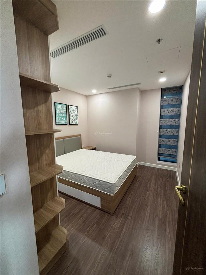 Cần cho thuê sunshine sky city q7 gồm 3pn 2wc, đẹp xuất sắc, cạnh phú mỹ hưng vô ở ngay, view pmh