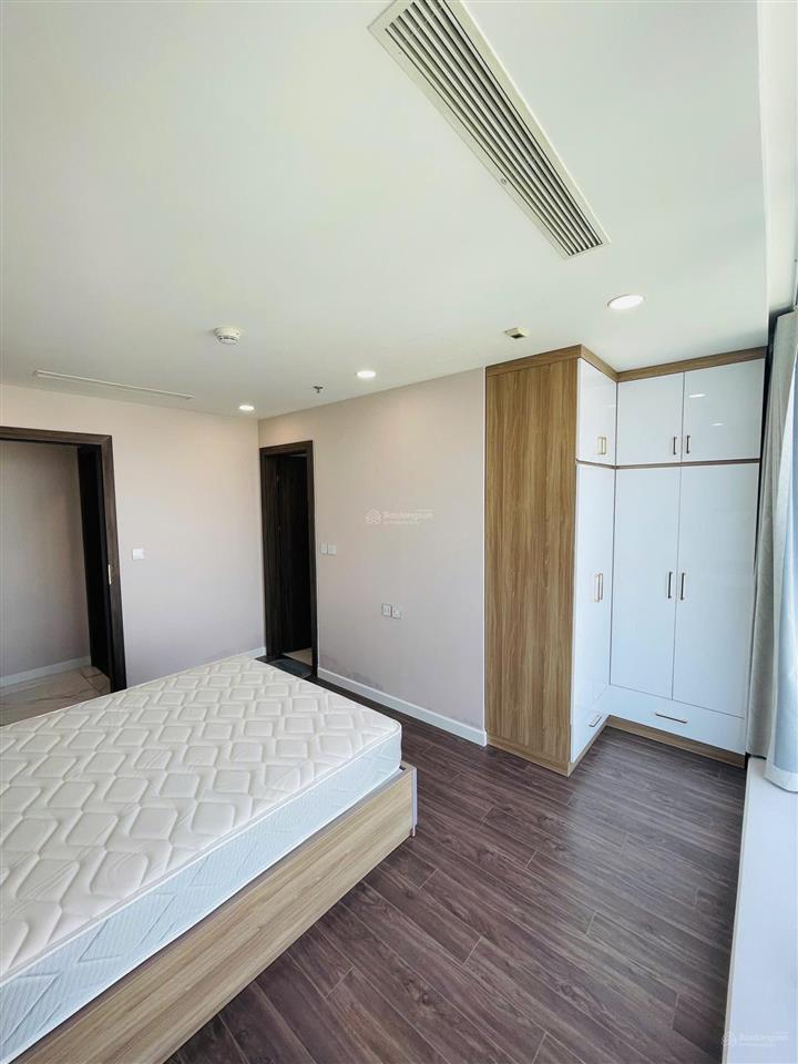 Cần cho thuê sunshine sky city q7 gồm 3pn 3wc, đẹp xuất sắc, cạnh phú mỹ hưng vô ở ngay, view pmh