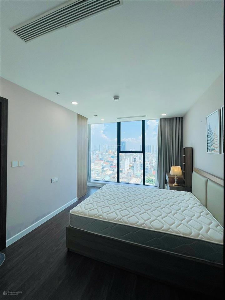 Cần cho thuê sunshine sky city q7 gồm 3pn 3wc, đẹp xuất sắc, cạnh phú mỹ hưng vô ở ngay, view pmh