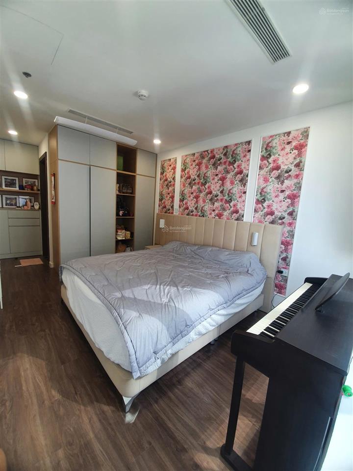 Cần cho thuê sunshine sky city q7 gồm 3pn 3wc, đẹp xuất sắc, cạnh phú mỹ hưng vô ở ngay, view pmh