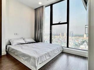 Căn góc sunshine sky city cho thuê 2pn full nội thất wc lộ thiên, 2 phòng ngủ đều có view thoáng