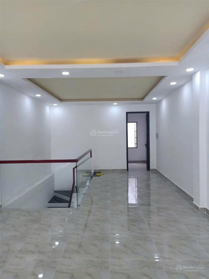 Bán nhà 2 tầng đường lê hồng phong, phước long nha trang, dt 111,5 m2, đường 22,5 m, giá 14,8 tỷ