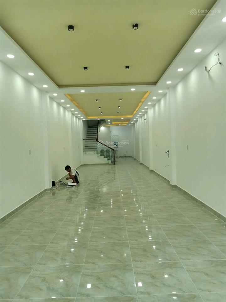Bán nhà 2 tầng đường lê hồng phong, phước long nha trang, dt 111,5 m2, đường 22,5 m, giá 14,8 tỷ