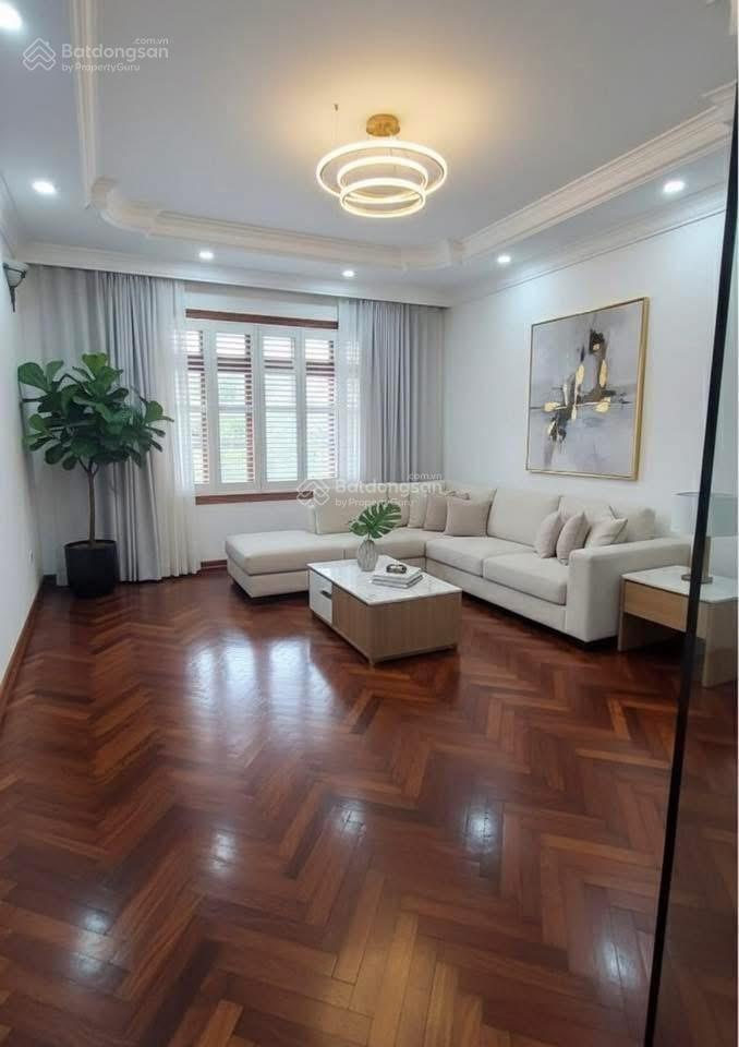 Bán nhà phân lô hoàng ngân  thanh xuân. 3 mặt thoáng  ô tô tránh  90m2  26.8 tỷ