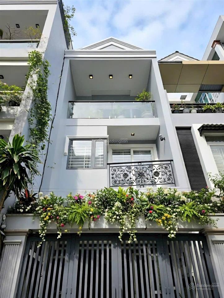 [2 tỷ 880] nhà chính chủ đường nguyễn xí, dt 64m2 ngay bv gia định gần cầu đỏ. dt 64m2  sổ sẵn.