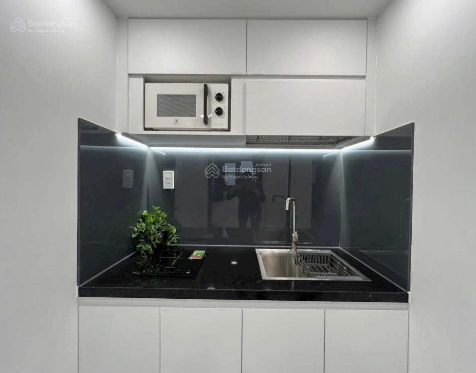 Nhà nhỏ xây mới tiện kinh doanh đầu tư ngay trục phan xích long, phú nhuận. sổ hồng
