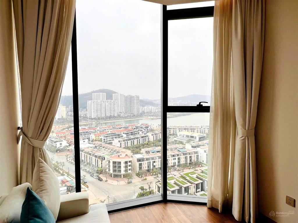Em thảo bán 2.650 tỷ căn studio 50m2 a la carte hạ long giá tốt