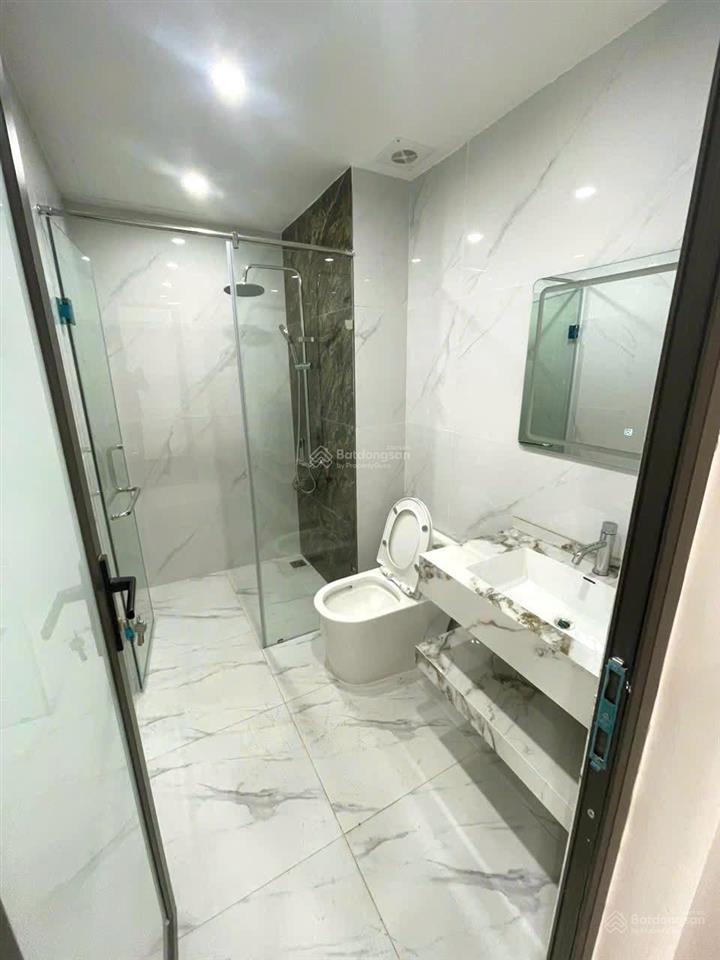 Bán nhà mặt phố nguyễn đức cảnh, lô góc, gần hồ đền lừ, dt 50m2 x 5 tầng