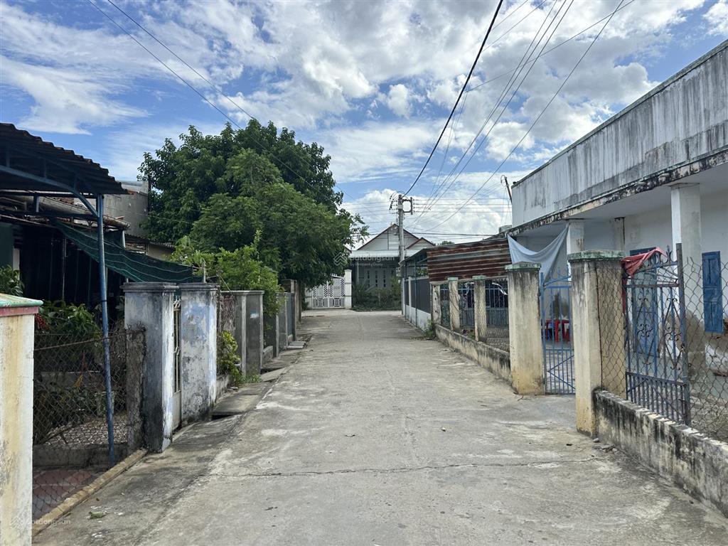 Bán đất tại quốc lộ 27, xã nhơn sơn, huyện ninh sơn, giá tốt, diện tích 200m2