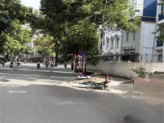 Bán nhà mặt đường phạm hồng thái quận ba đình, mt 6m, dt đất 125m2